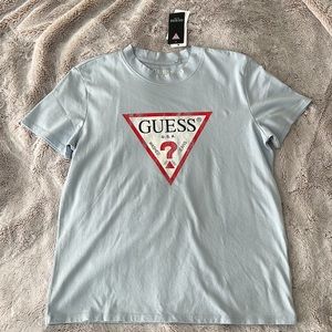 NWT Guess classic logo tee